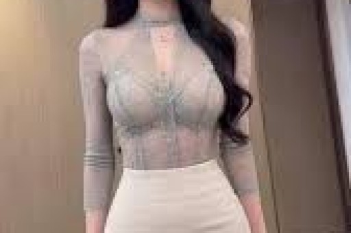 婚前车内激吻出轨玩过 14 位男星47 岁玉女至今未婚无人敢娶