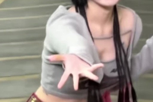 前空乘人员曝航空业“潜规则”文化：机组成员长期共事易引发情感纠葛